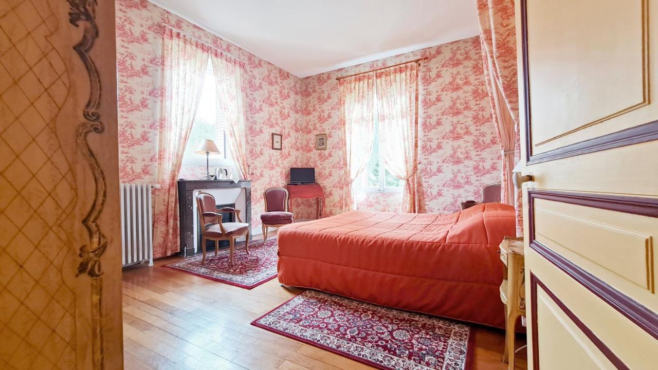 Bed and Breakfast Le Moulin De Francueil Екстер'єр фото