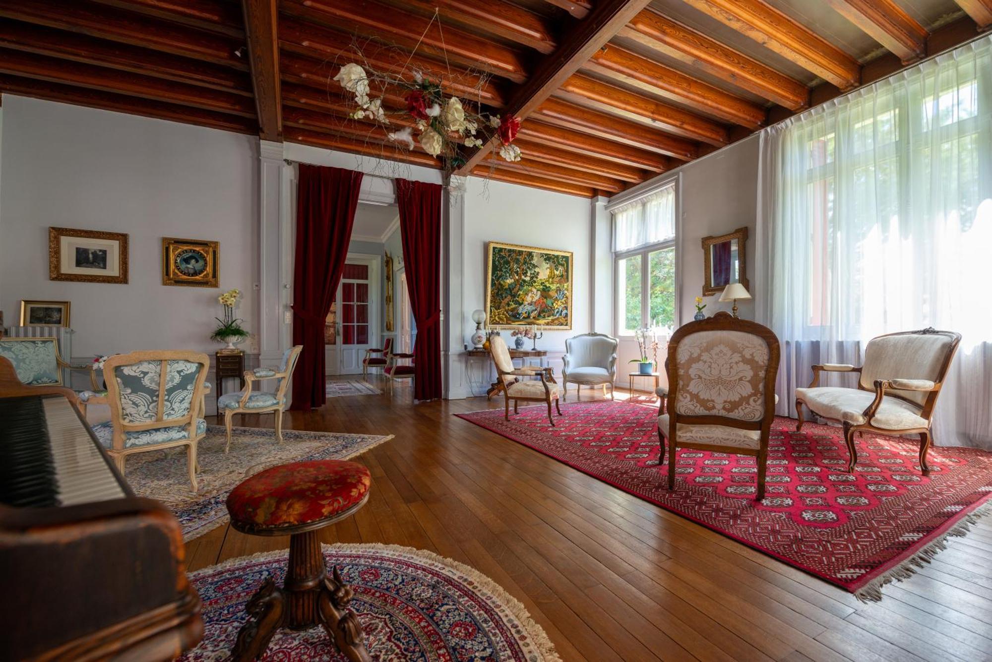 Bed and Breakfast Le Moulin De Francueil Екстер'єр фото